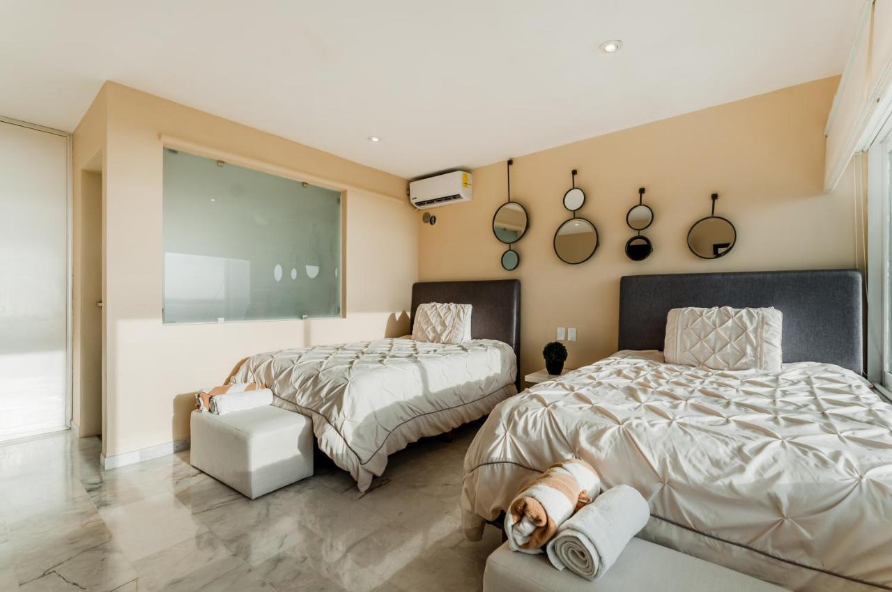 Aparthotel Rooftop Private Jacuzzi In Beach Front Penthouse Cancún